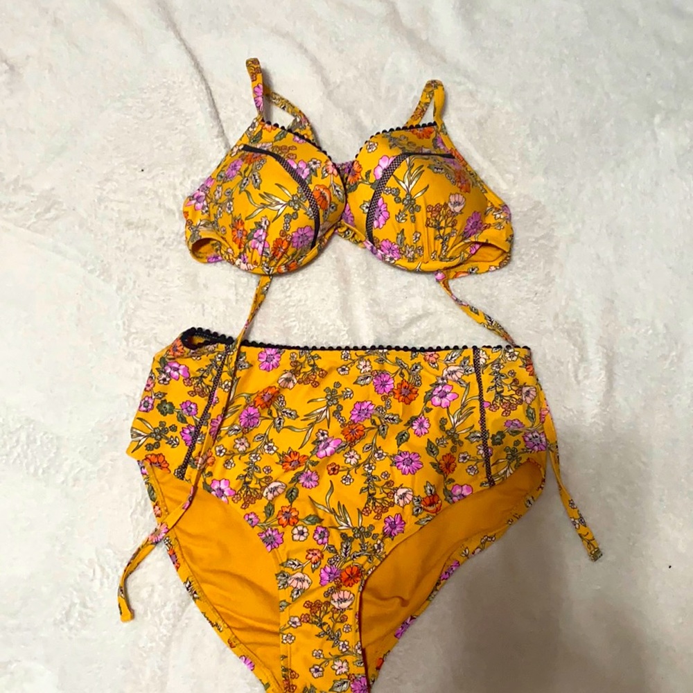 Vintage Floral Bikini